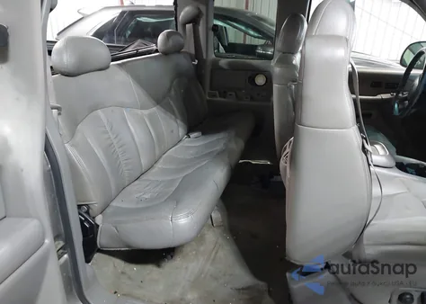 2000 Chevrolet Silverado 1500 Lt z USA, uszkodzony, nr VIN 1GCEK19T0YE157206